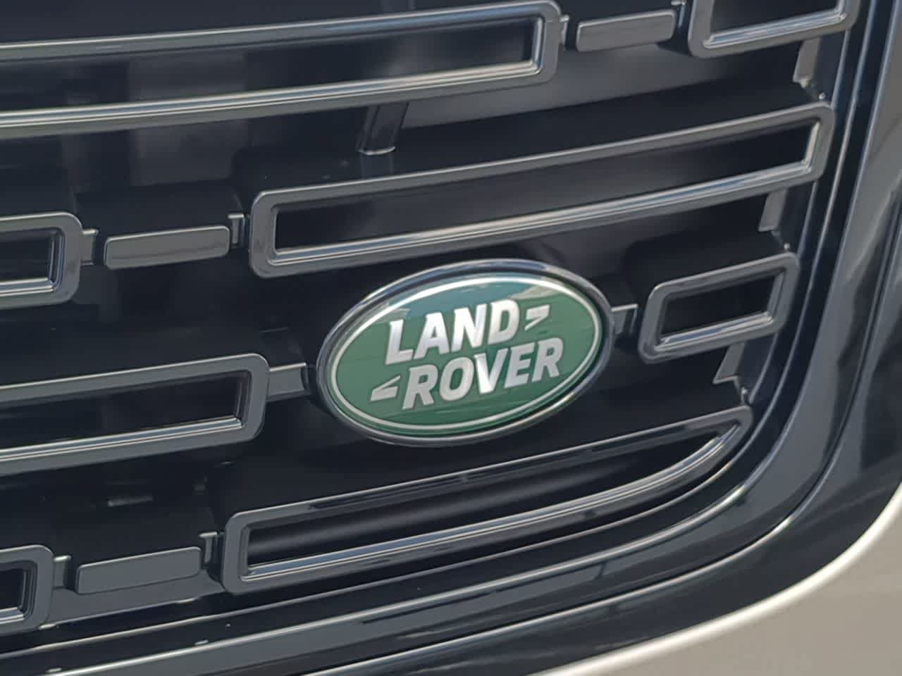 New 2026 Land Rover Range Rover Velar S AWD/4WD image 11