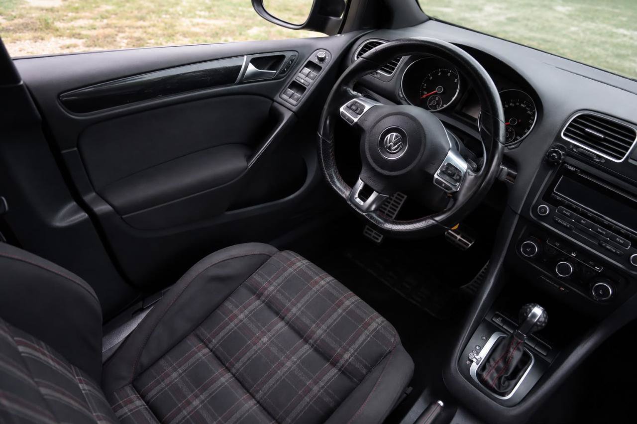 Used 2014 Volkswagen GTI Wolfsburg Edition FWD image 20