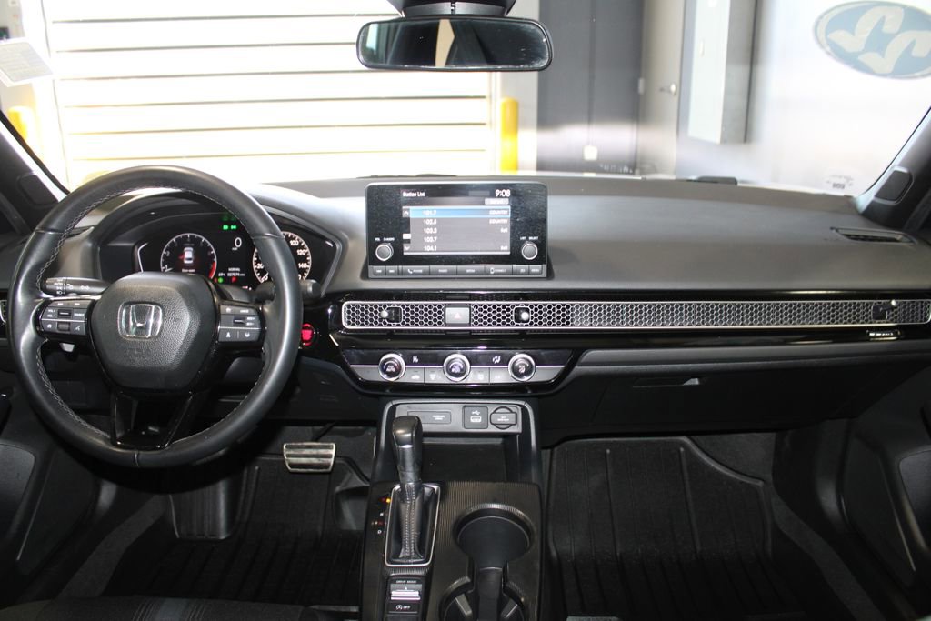 Used 2023 Honda Civic Sport image 26