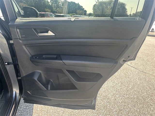 Used 2021 Volkswagen Atlas SEL Premium image 17