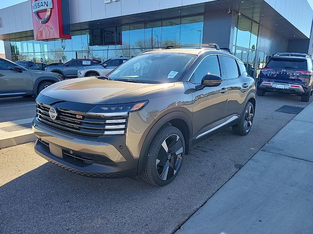 New 2026 Nissan Kicks SR w/ Cold Weather Package image 3