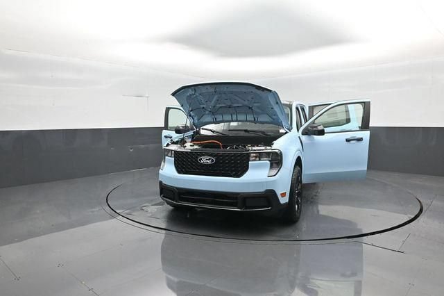 New 2026 Ford Maverick XLT w/ Equipment Group 301A AWD/4WD image 42