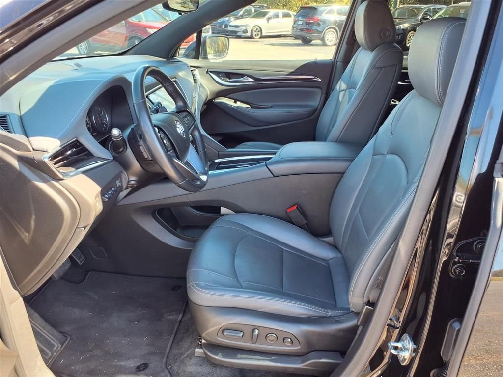 Used 2024 Buick Enclave Premium image 12
