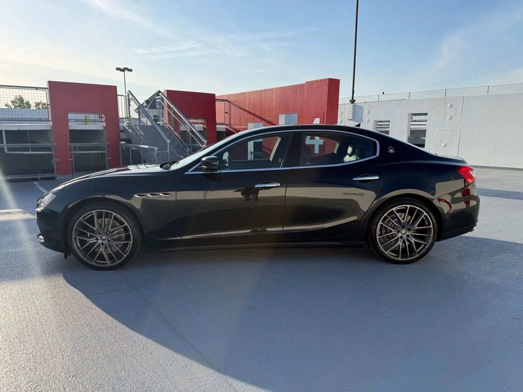 Used 2016 Maserati Ghibli S Q4 AWD/4WD image 3