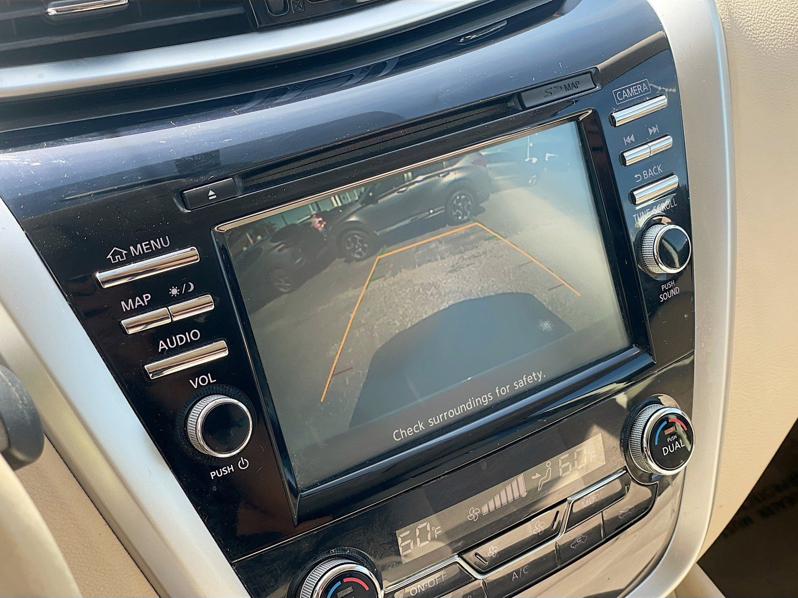 Used 2015 Nissan Murano SV w/ Premium Package FWD image 10