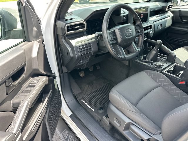 Used 2024 Toyota Tacoma SR AWD/4WD image 6