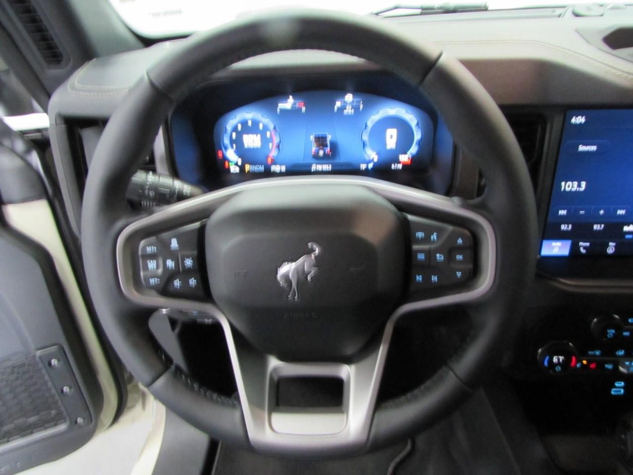 New 2025 Ford Bronco Badlands image 14