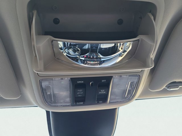 Used 2025 Honda Odyssey Touring image 46