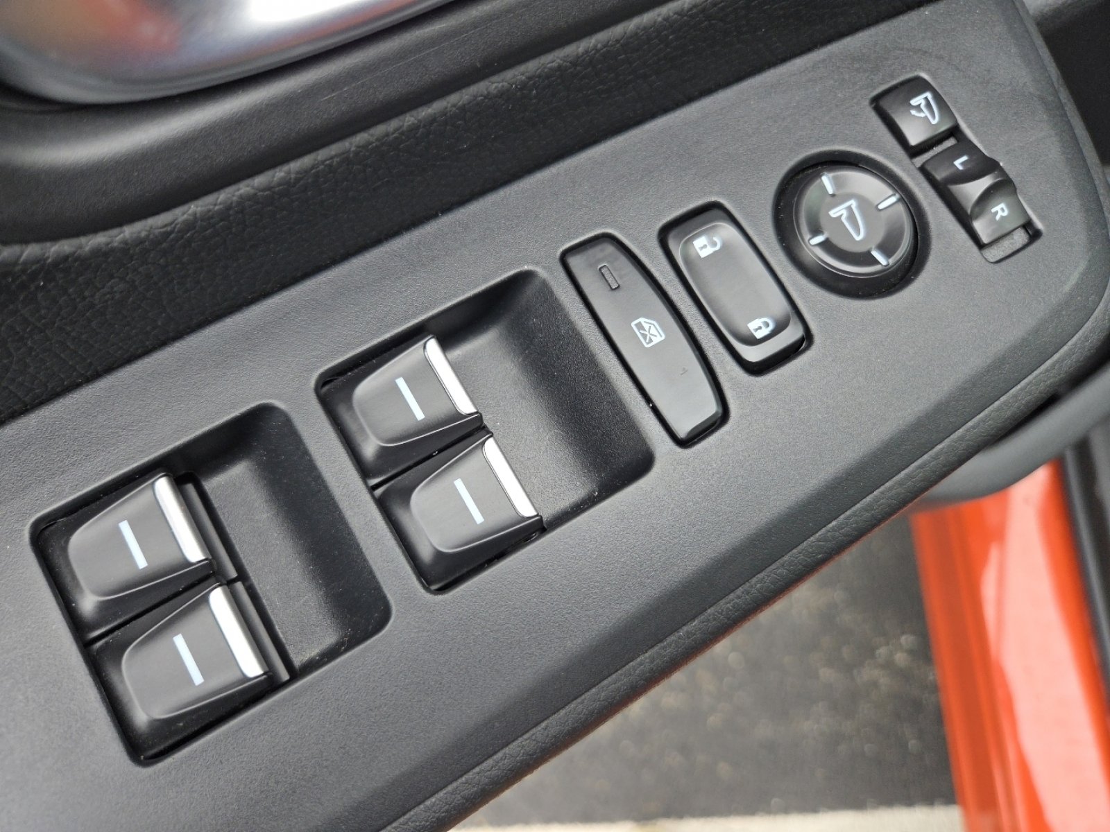 Certified 2026 Honda Passport EX-L image 30