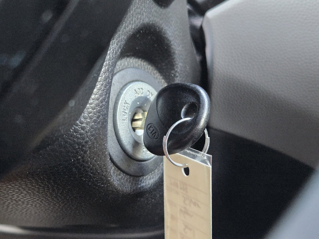 Used 2014 Kia Soul LX image 22