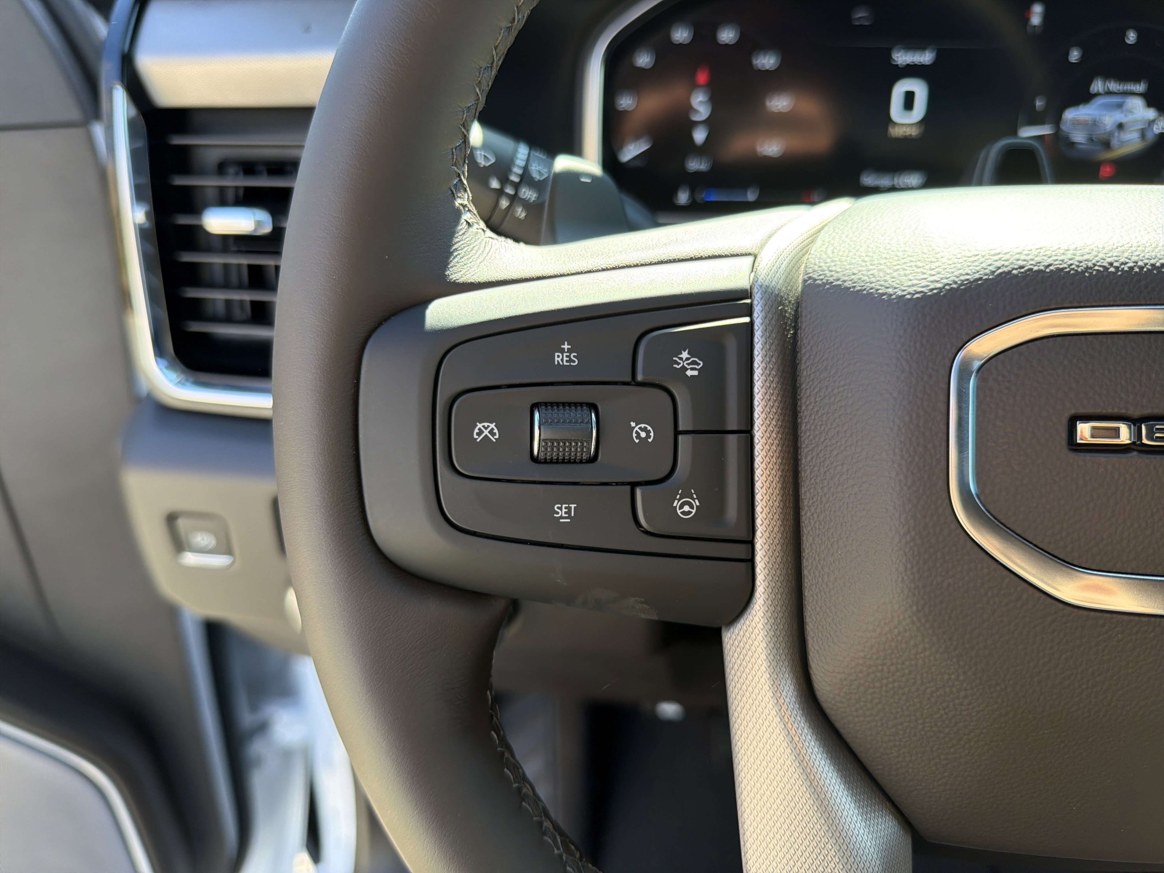 New 2026 GMC Sierra 1500 Denali w/ Technology Package AWD/4WD image 33
