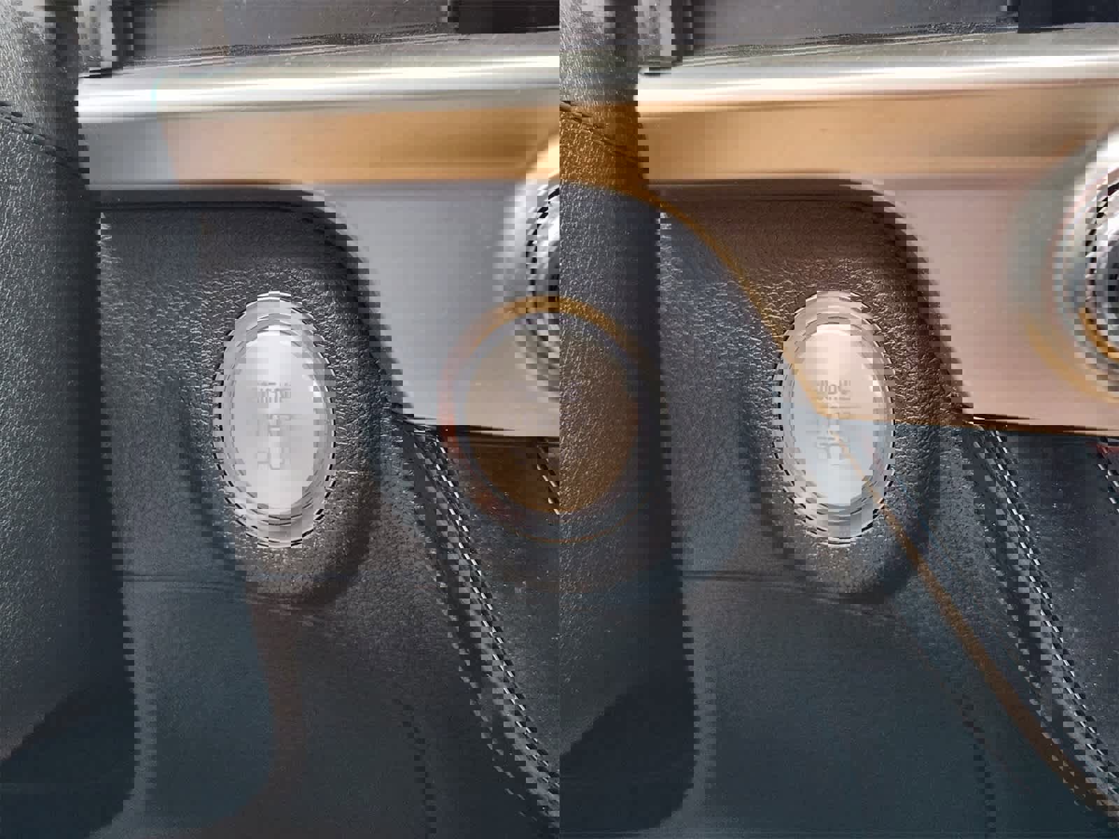 Used 2023 Kia Telluride LX image 20