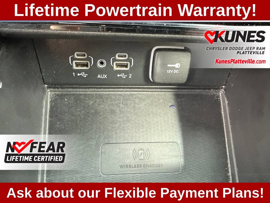 Used 2024 Jeep Grand Cherokee Altitude AWD/4WD image 21