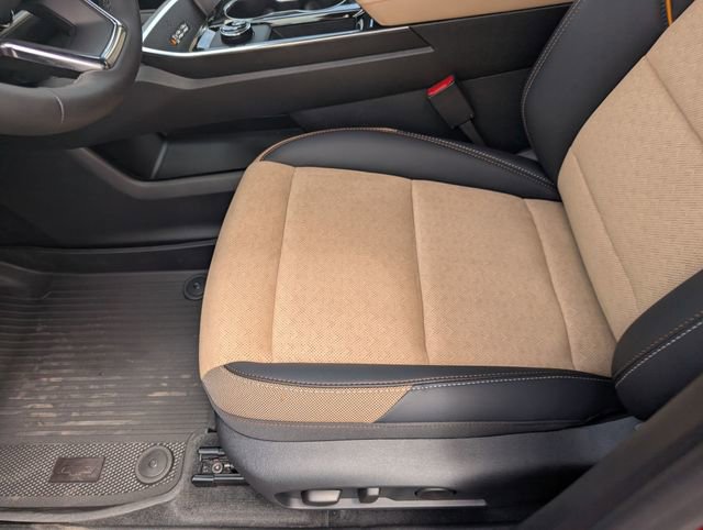 New 2026 Chevrolet Equinox ACTIV w/ Convenience Package III AWD/4WD image 22