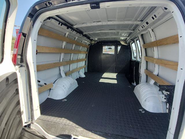 Used 2024 GMC Savana 2500 w/ Driver Convenience Package image 21