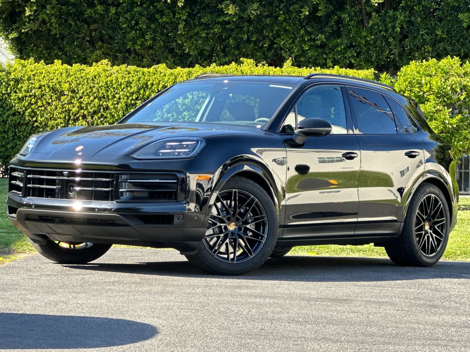 New 2026 Porsche Cayenne S AWD/4WD image 1