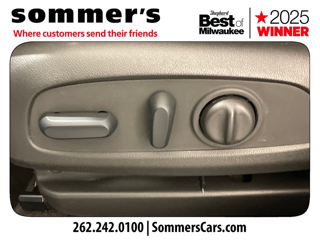 Used 2023 Chevrolet TrailBlazer RS FWD image 10