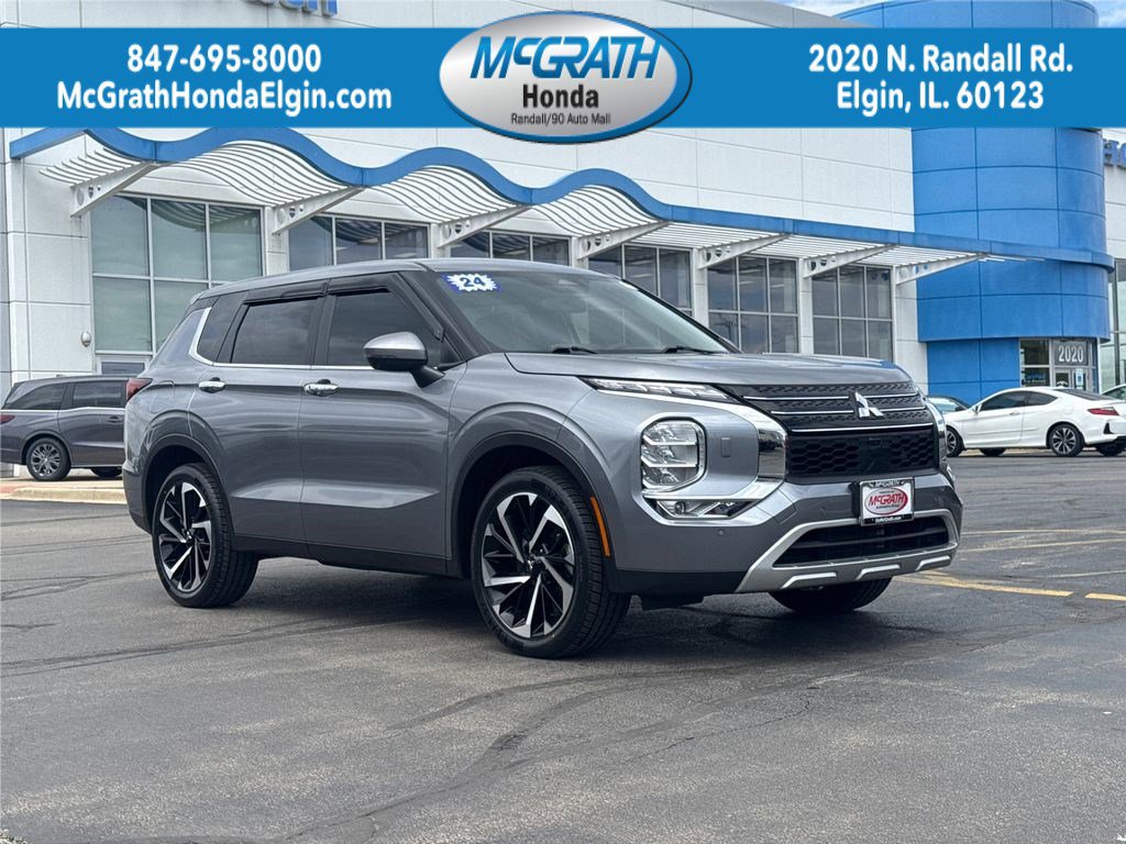 Used 2024 Mitsubishi Outlander SE