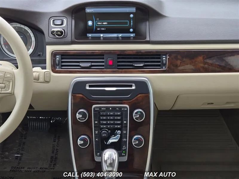 Used 2013 Volvo XC70 3.2 Premier Plus image 25