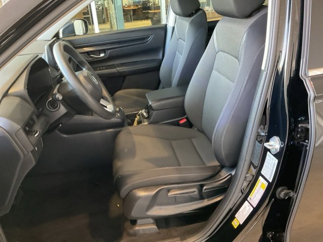 Used 2023 Honda CR-V LX image 4