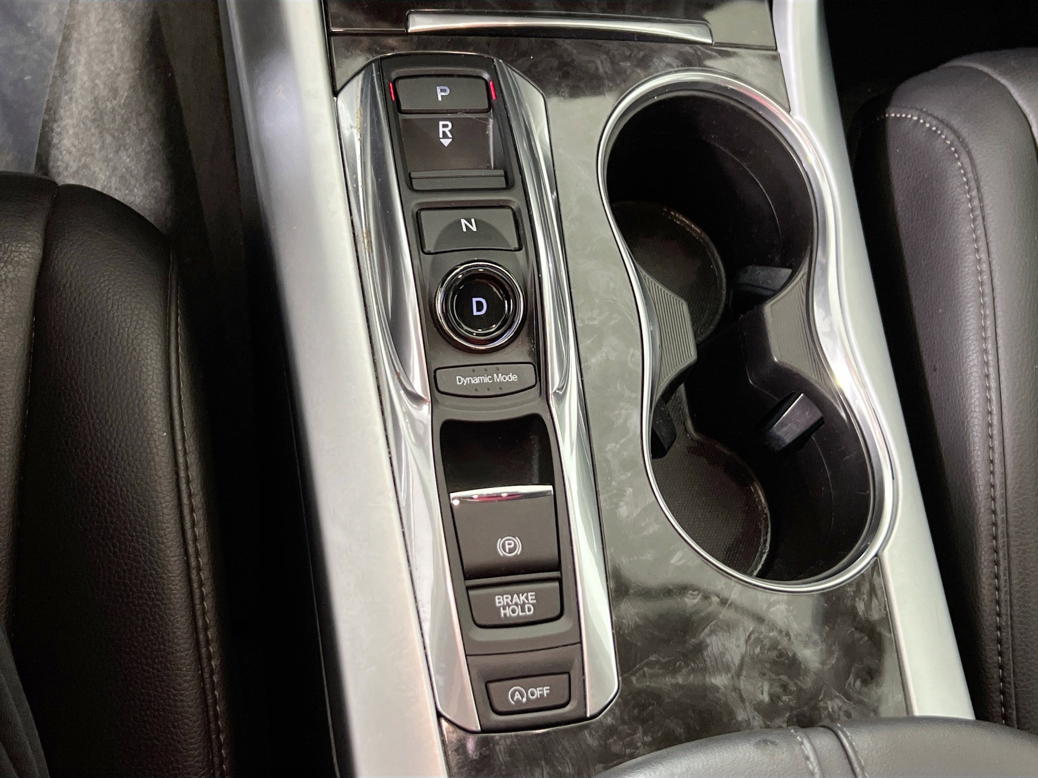 Used 2018 Acura TLX V6 SH-AWD image 16