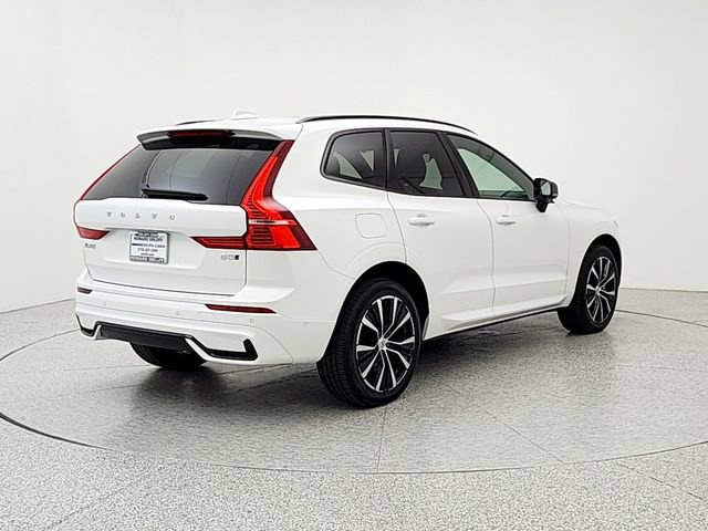 Certified 2023 Volvo XC60 B5 Plus w/ Climate Package AWD/4WD image 5