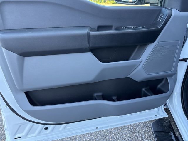 New 2026 Ford F350 XL w/ XL Chrome Package image 19
