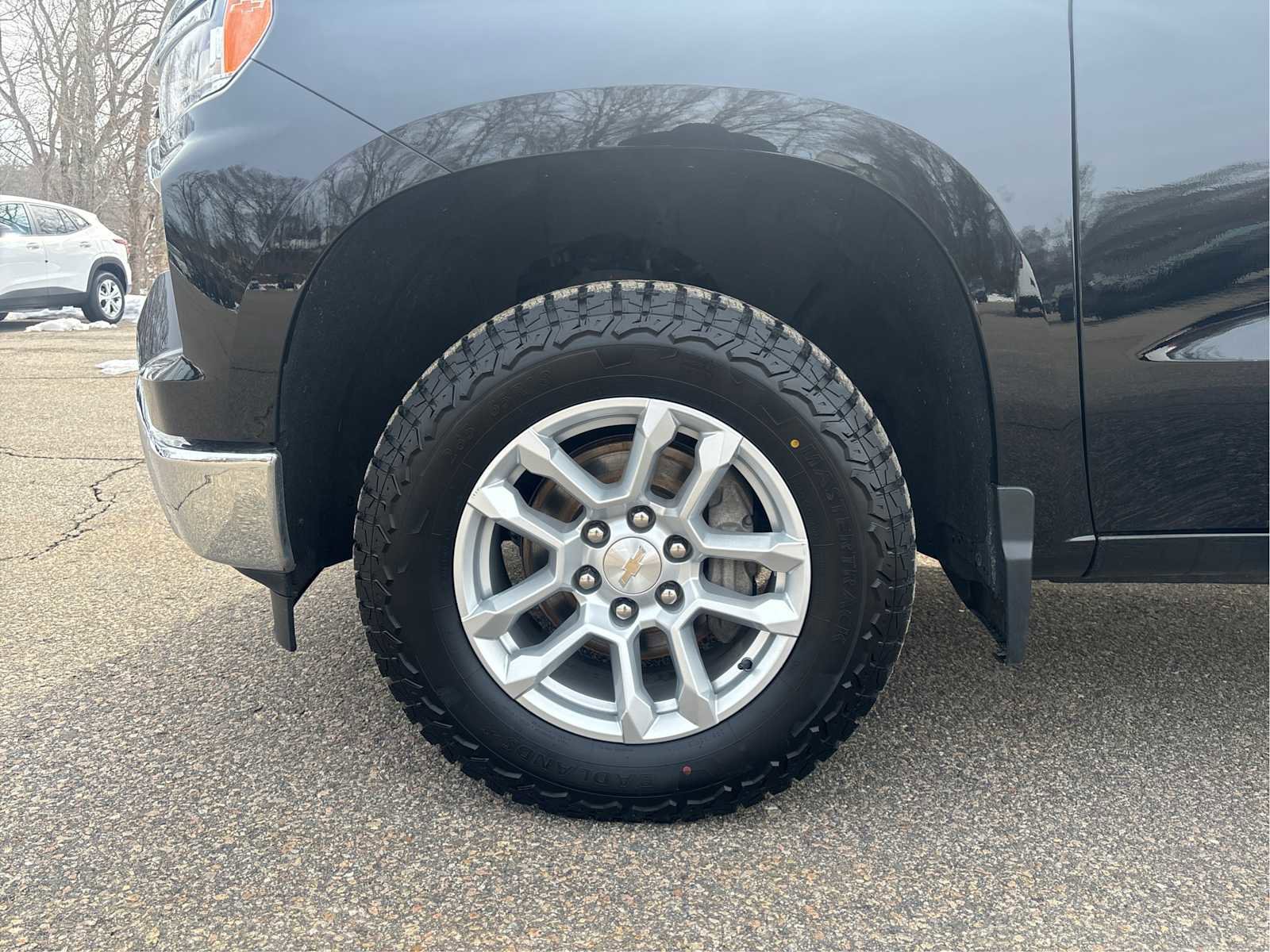 Certified 2024 Chevrolet Silverado 1500 LT image 25