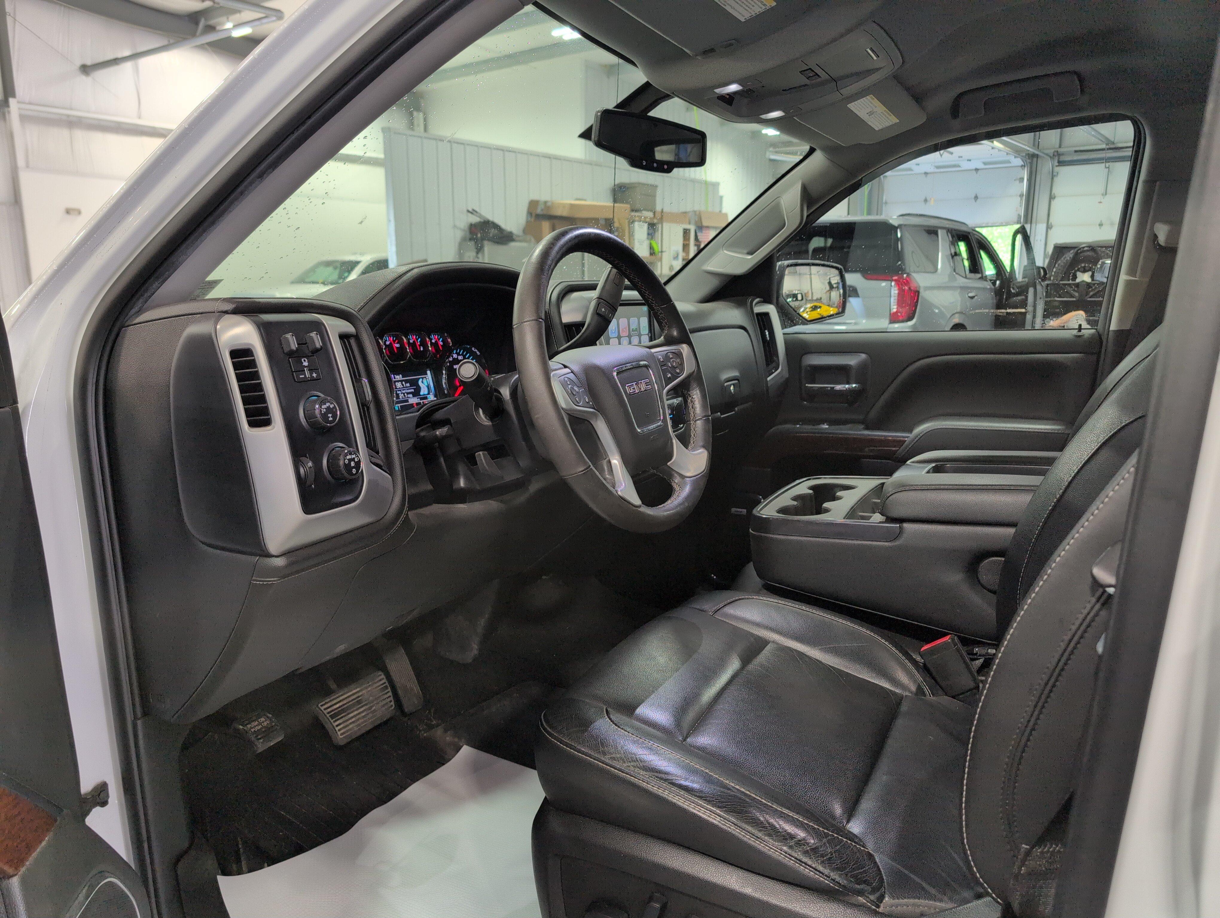 Used 2018 GMC Sierra 1500 SLT w/ SLT Premium Package AWD/4WD image 7
