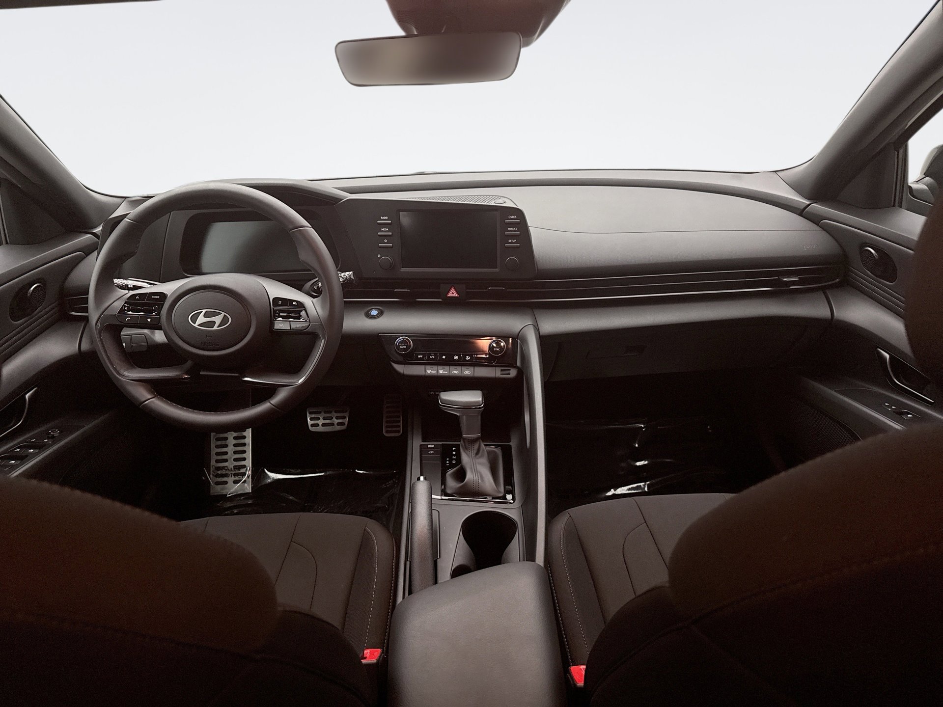 Used 2025 Hyundai Elantra Sport image 14