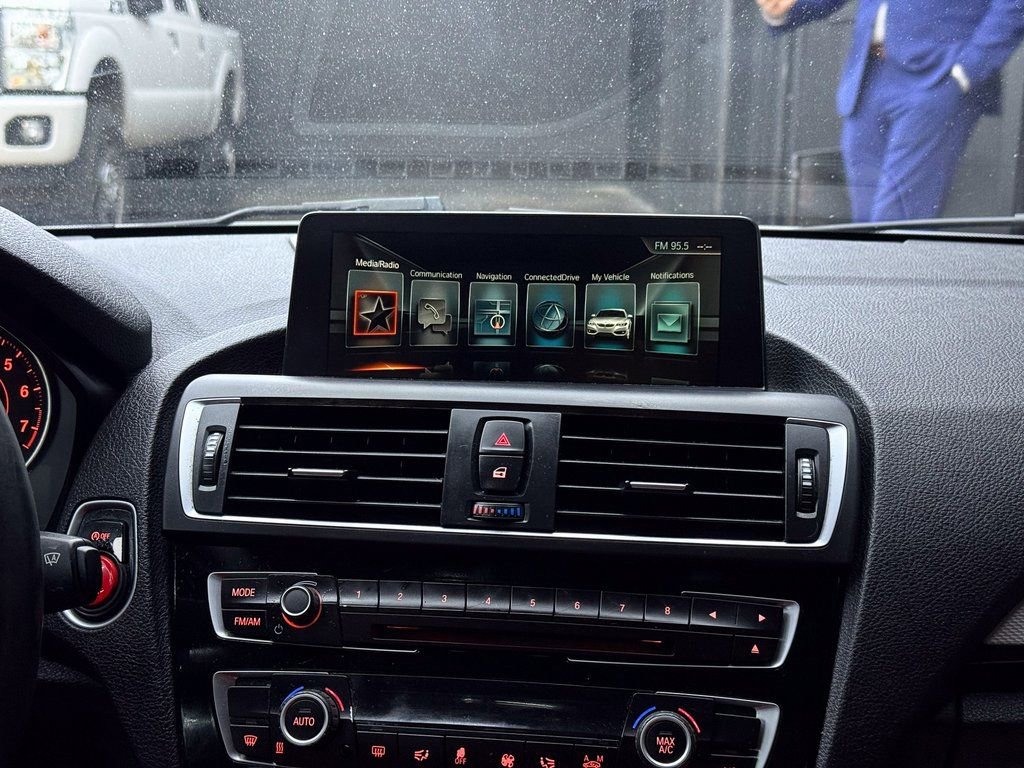 Used 2017 BMW M240i Coupe image 22