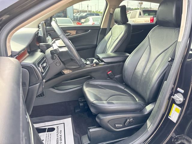 Used 2021 Lincoln Nautilus Reserve w/ Monochromatic Package image 17