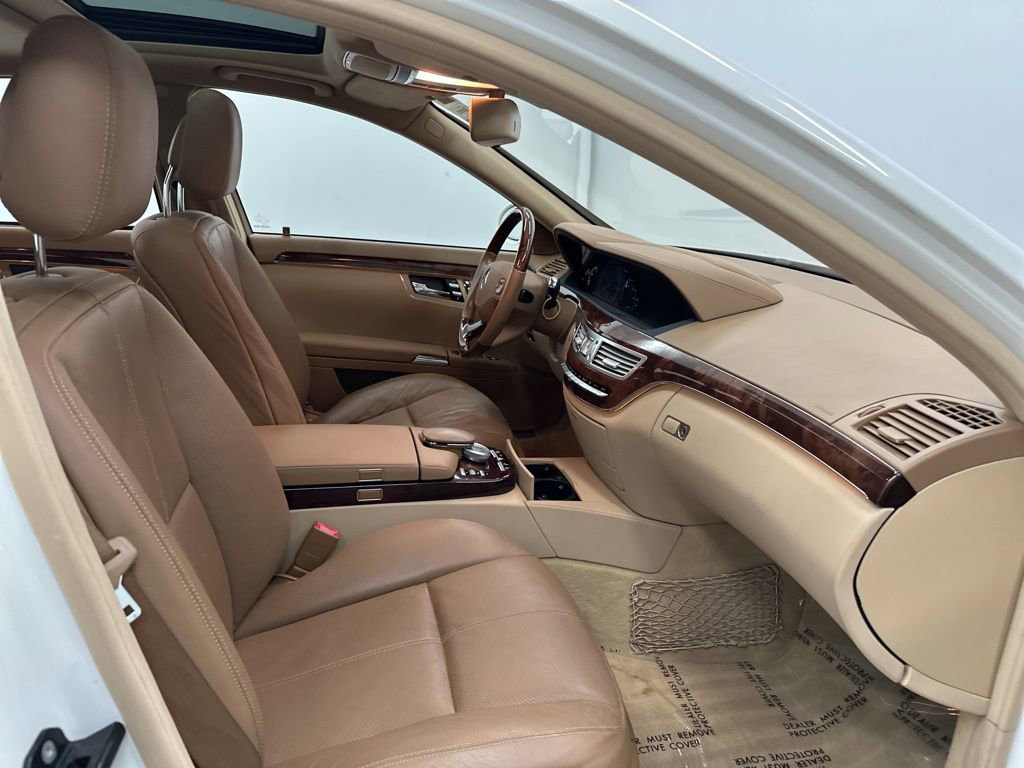 Used 2008 Mercedes-Benz S 550 image 25
