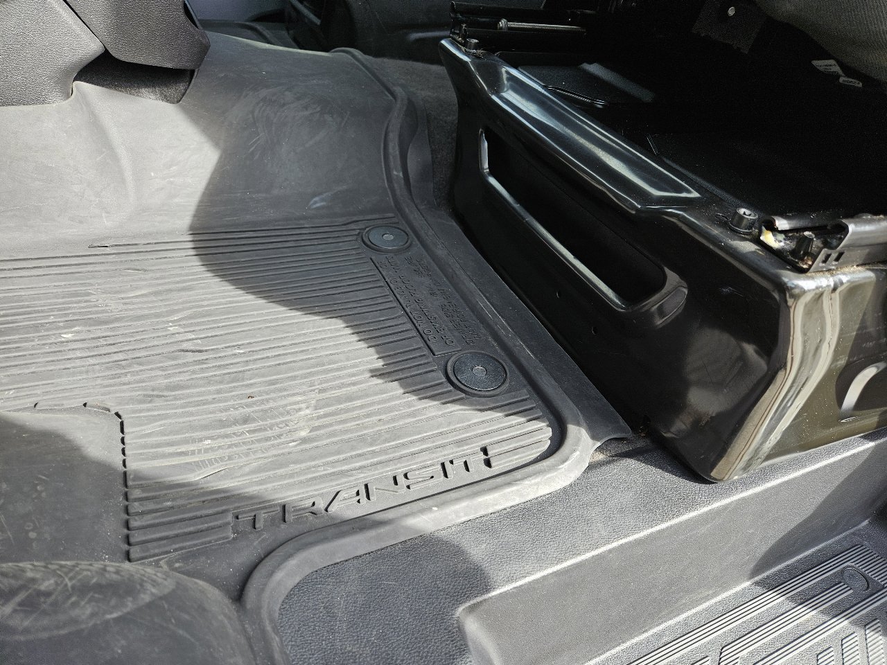 Used 2019 Ford Transit 150 XLT image 16