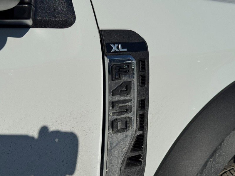 New 2026 Ford F450 XL w/ XL Chrome Package AWD/4WD image 10