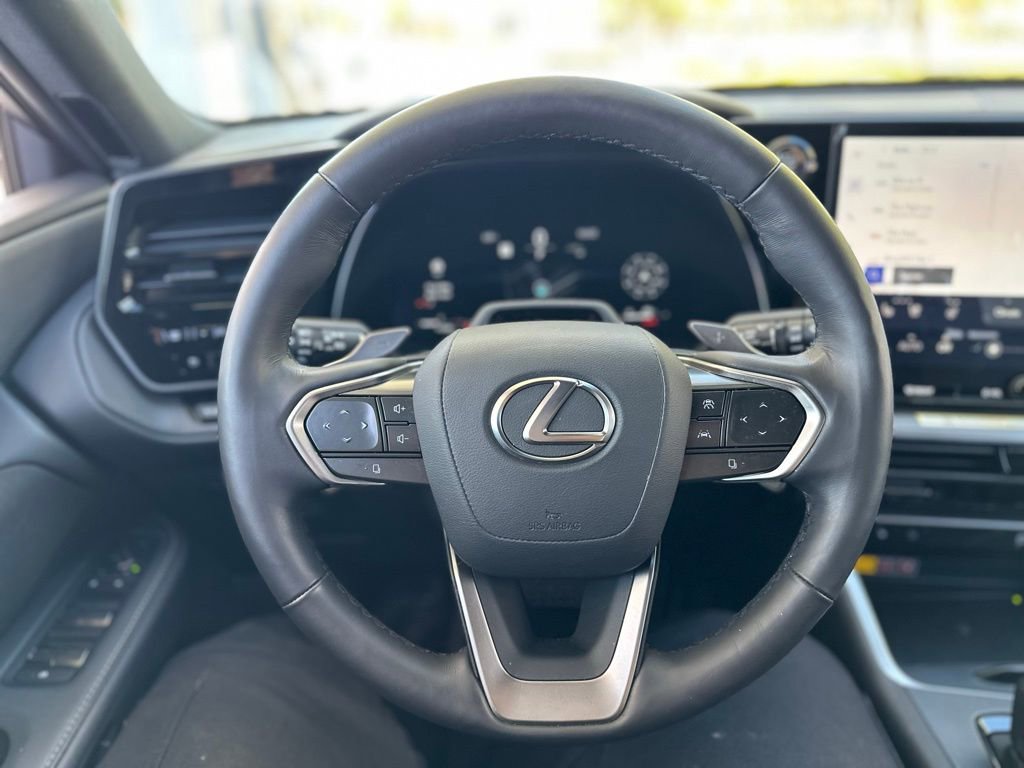 Used 2025 Lexus TX 350 AWD w/ Technology Package image 6