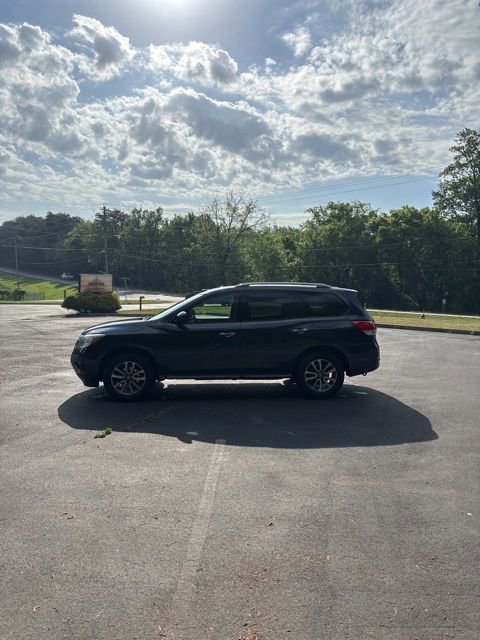 Used 2013 Nissan Pathfinder SV image 11