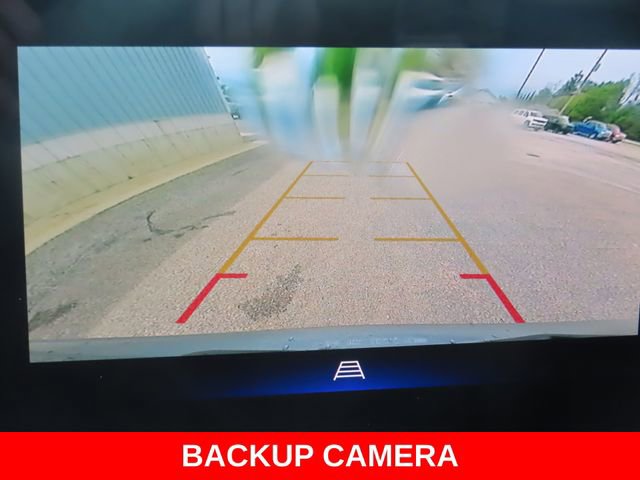 Used 2025 Chevrolet Trax RS w/ Sunroof Package FWD image 6