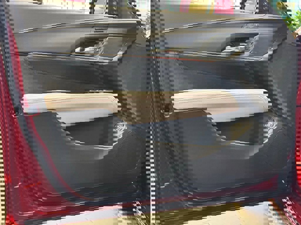 New 2026 Cadillac CT4 V Blackwing w/ LPO, Bronce Accent Package image 16