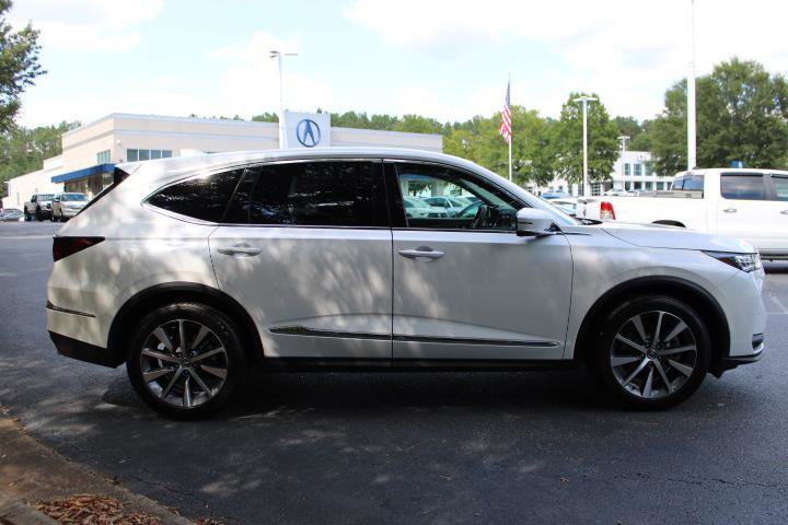 Certified 2025 Acura MDX FWD w/ Technology Package image 8