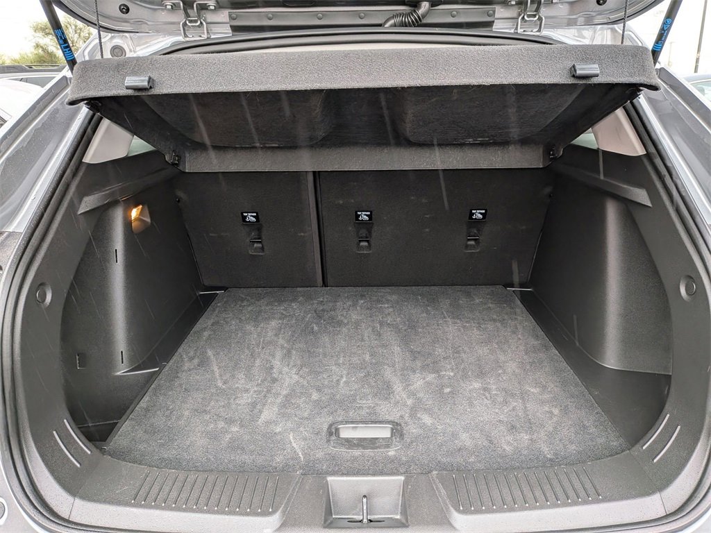 Used 2025 Chevrolet Trax LT w/ LT Convenience Package image 29