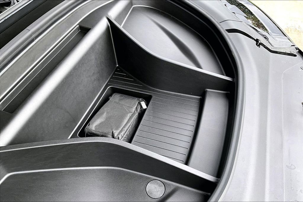 New 2026 Volvo EX90 Plus RWD image 39