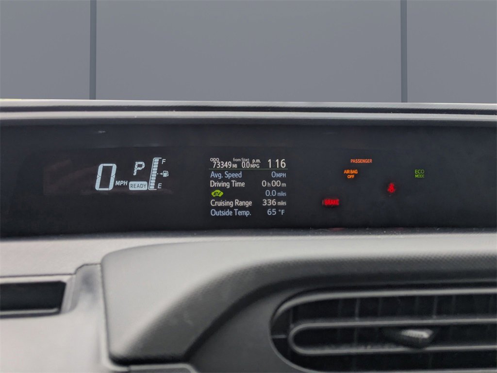 Used 2015 Toyota Prius C Four image 31