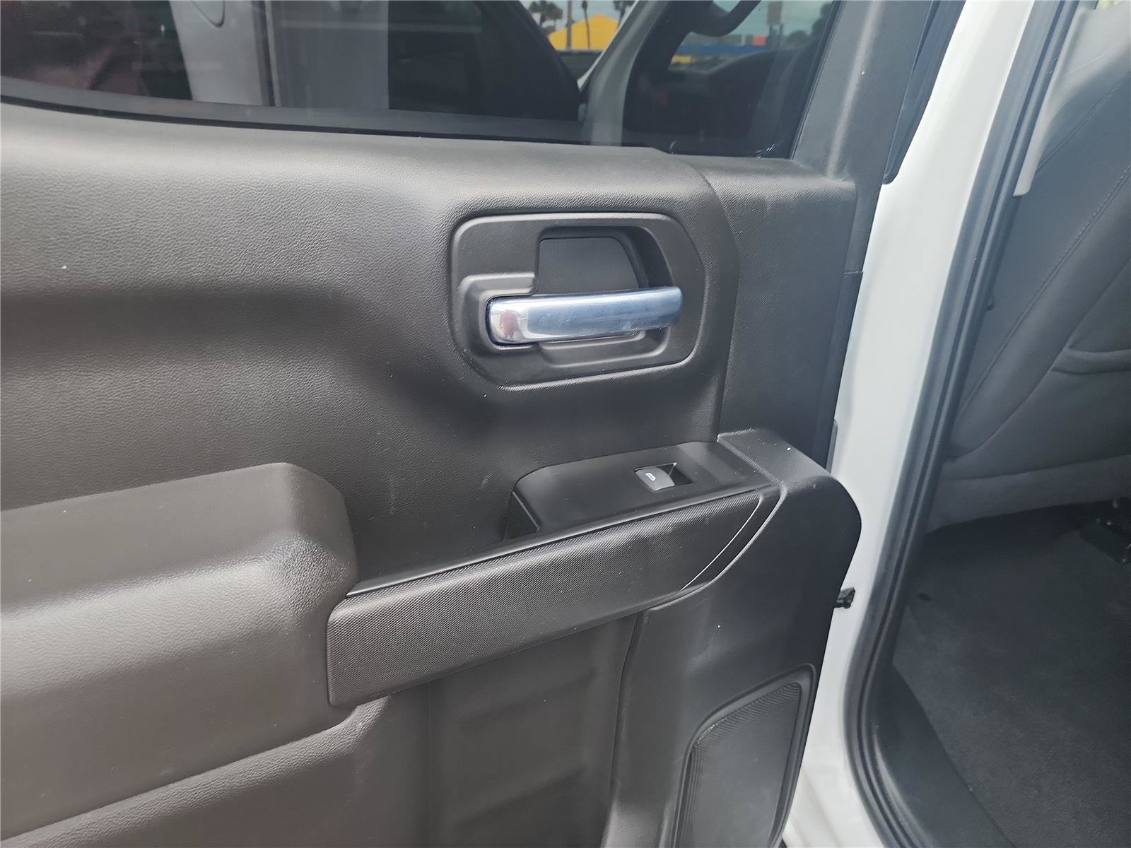 Used 2022 Chevrolet Silverado 1500 Custom w/ Rally Edition RWD image 19
