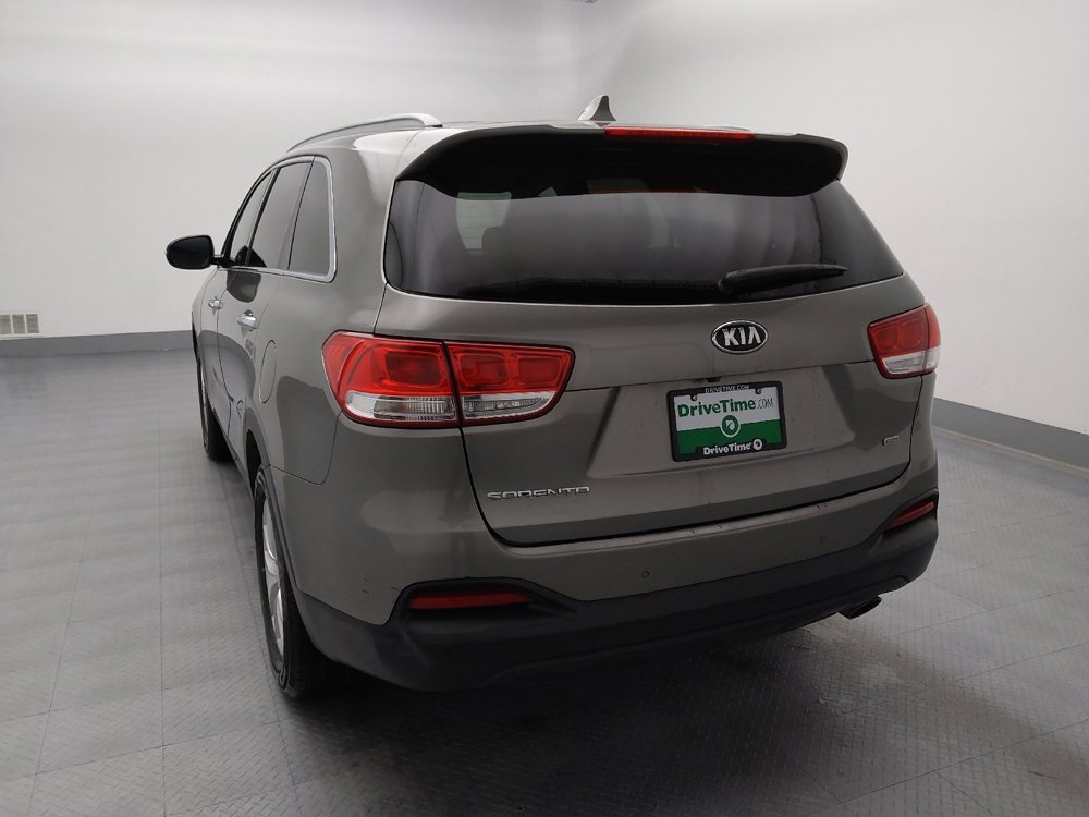 Used 2016 Kia Sorento AWD w/ LX Convenience Package image 6