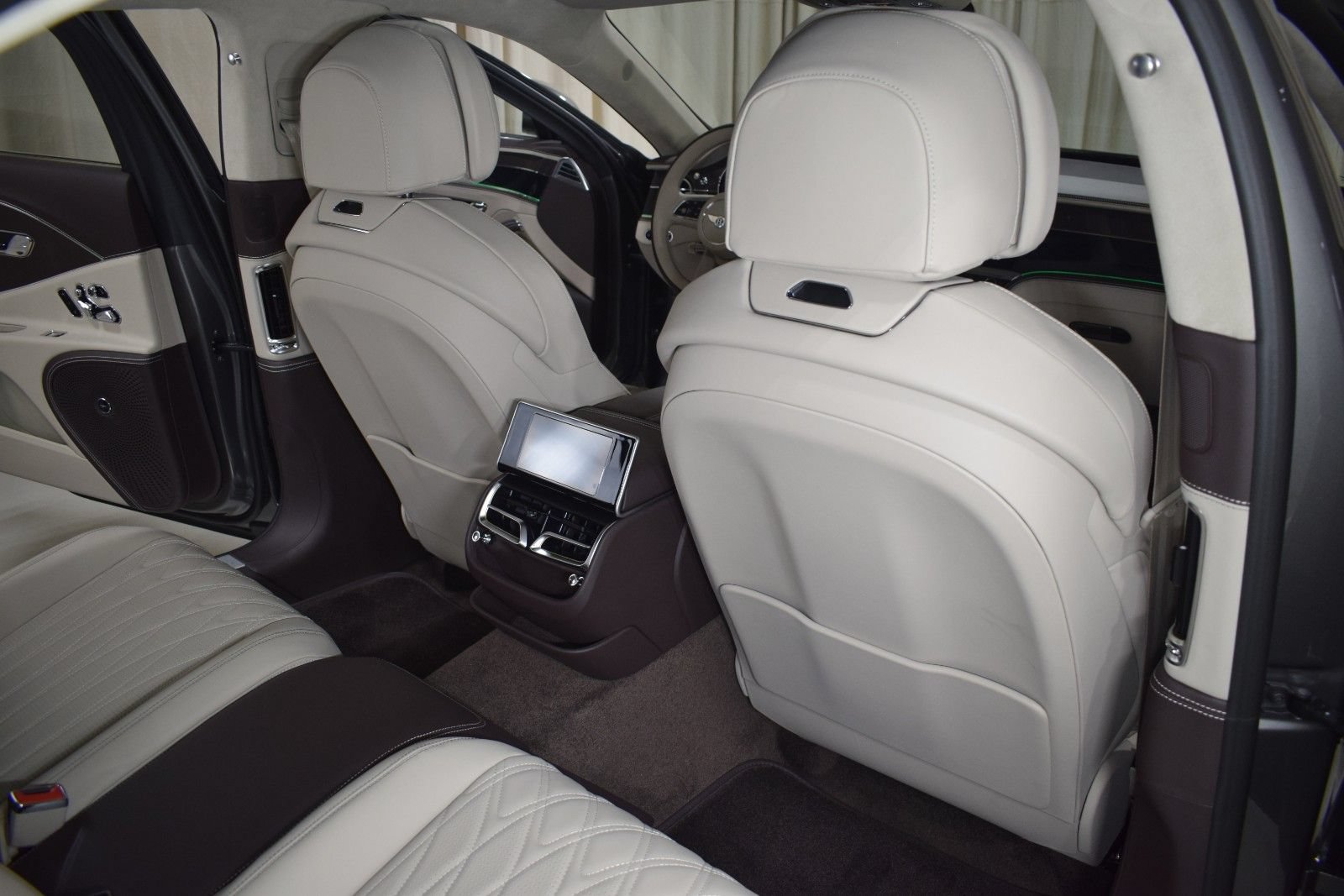 New 2026 Bentley Flying Spur Plug-In Hybrid AWD/4WD image 21