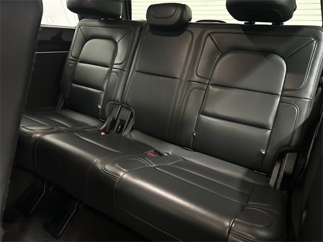 Used 2022 Lincoln Navigator Reserve image 21