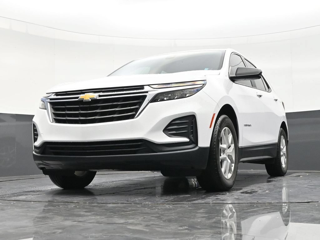 Used 2023 Chevrolet Equinox LS FWD image 27