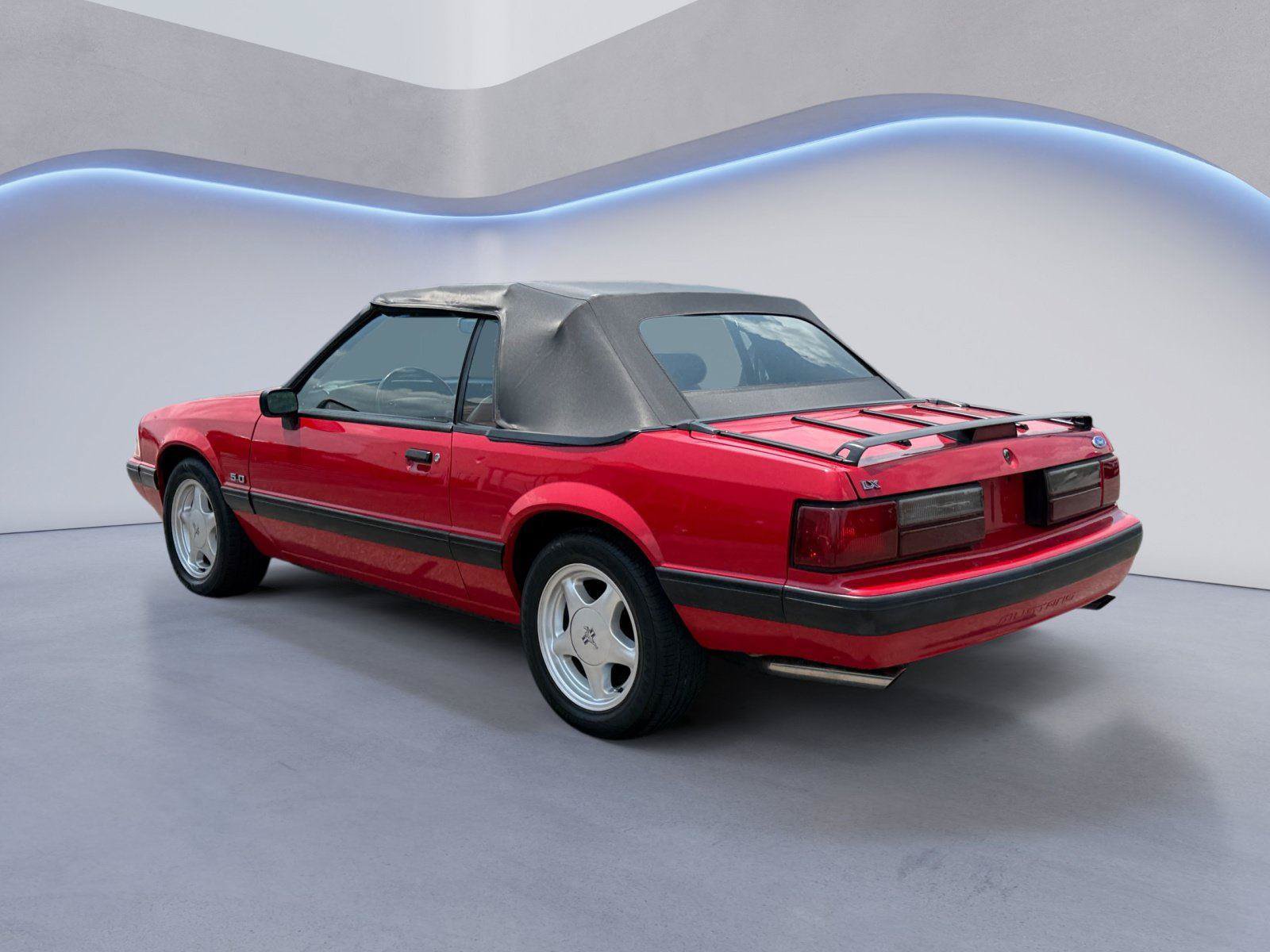 Used 1991 Ford Mustang LX RWD image 5