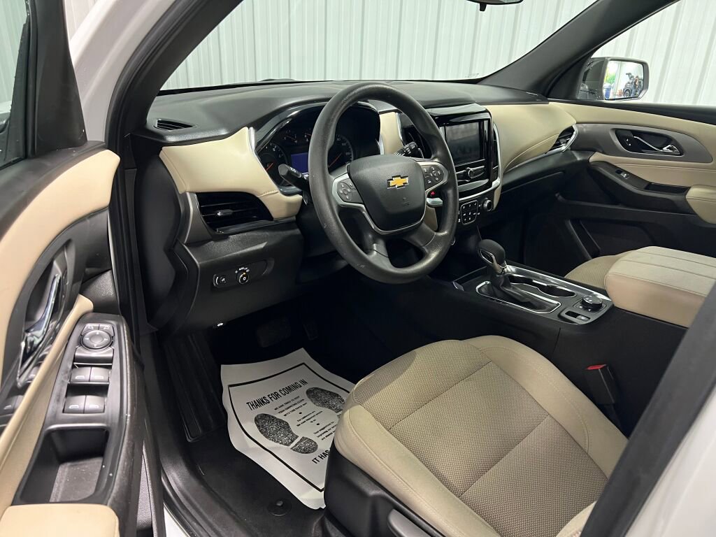Used 2023 Chevrolet Traverse LS w/ LPO, Floor Liner Package image 2